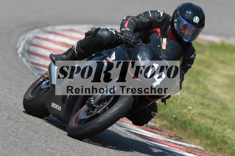 /Archiv-2022/12 22.04.2022 Discover the Bike ADR/Race 3/14